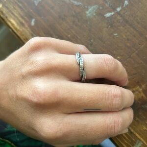 Pandora Silver Twisted Band Ring